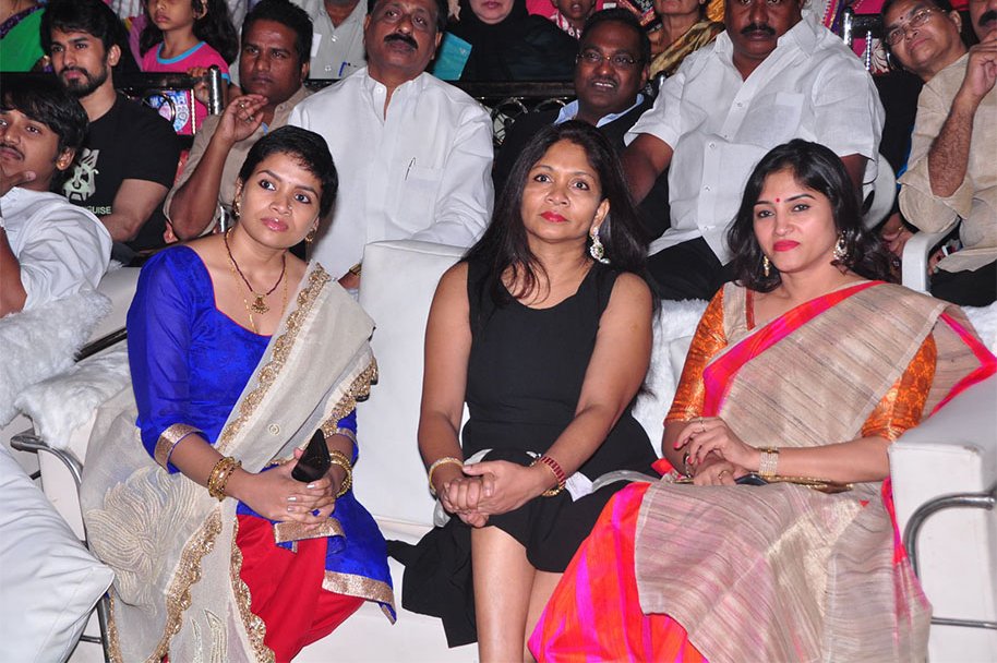 Dil-Deewana-Audio-Launch-by-Kapil-Dev